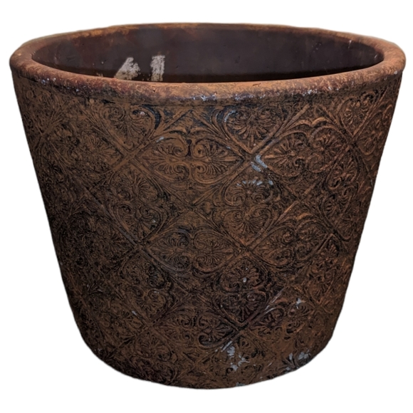 Angel Heart Treasures Other - Heavyweight Rust Colored Planter